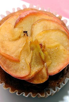 Maison Sucre يقدم تشكيلة رائعة من الكيك والحلوى